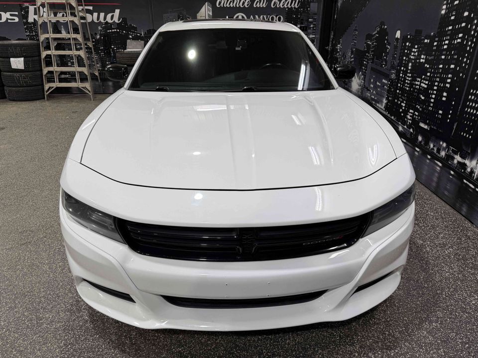 Dodge Charger 2020 - Image 2