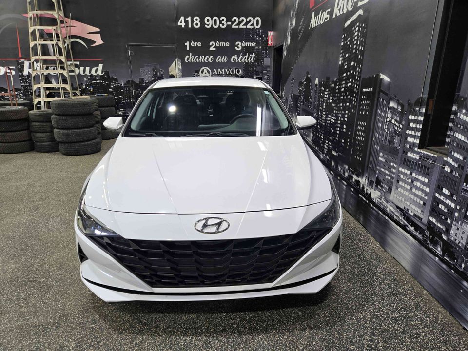 Hyundai Elantra Sedan 2021 - Image 3