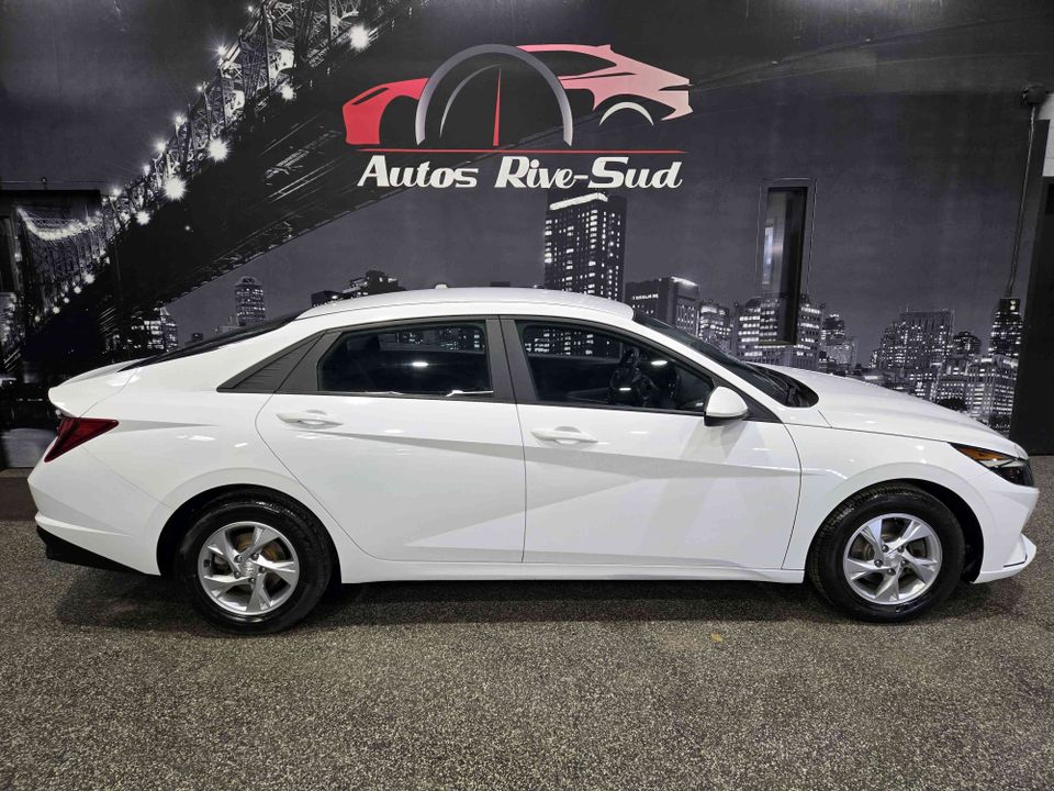 Hyundai Elantra Sedan 2021 - Image 1
