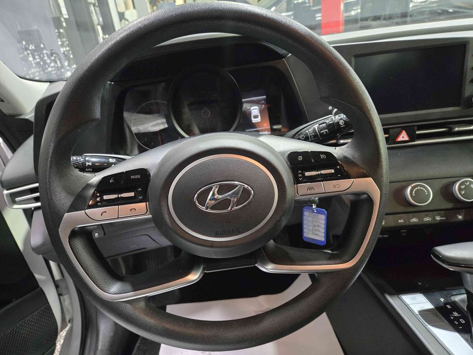 Hyundai Elantra Sedan 2021 - Image 10