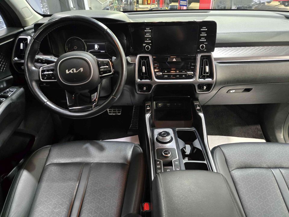KIA Sorento 2022 - Image 8