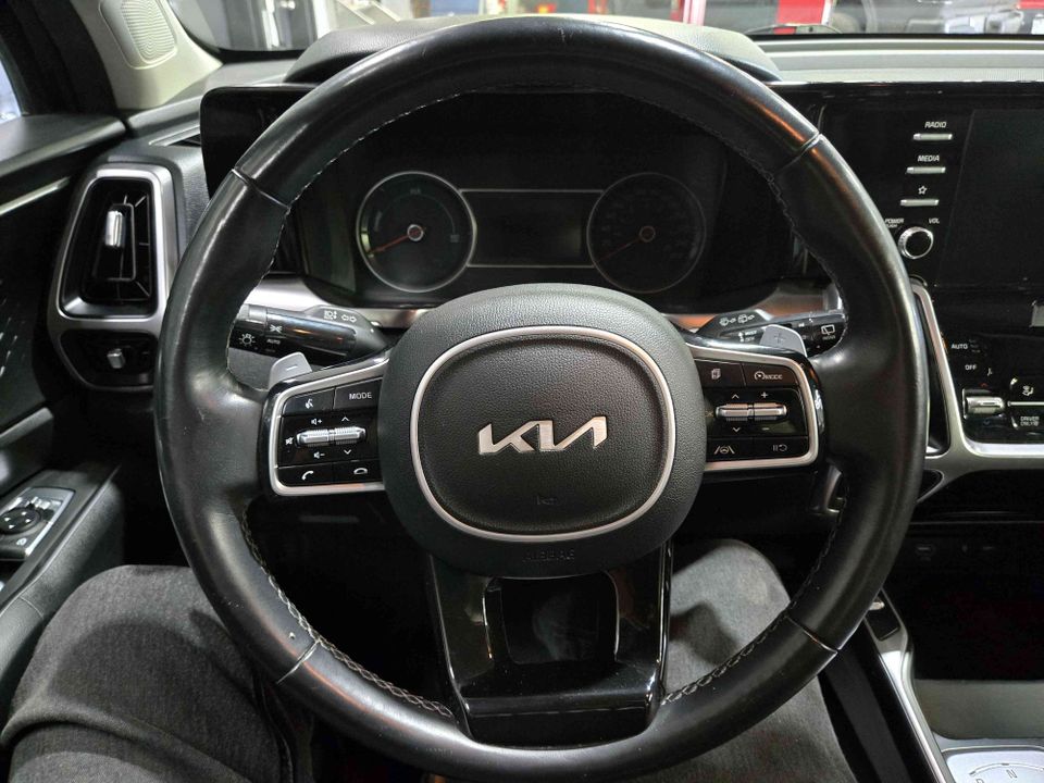KIA Sorento 2022 - Image 13