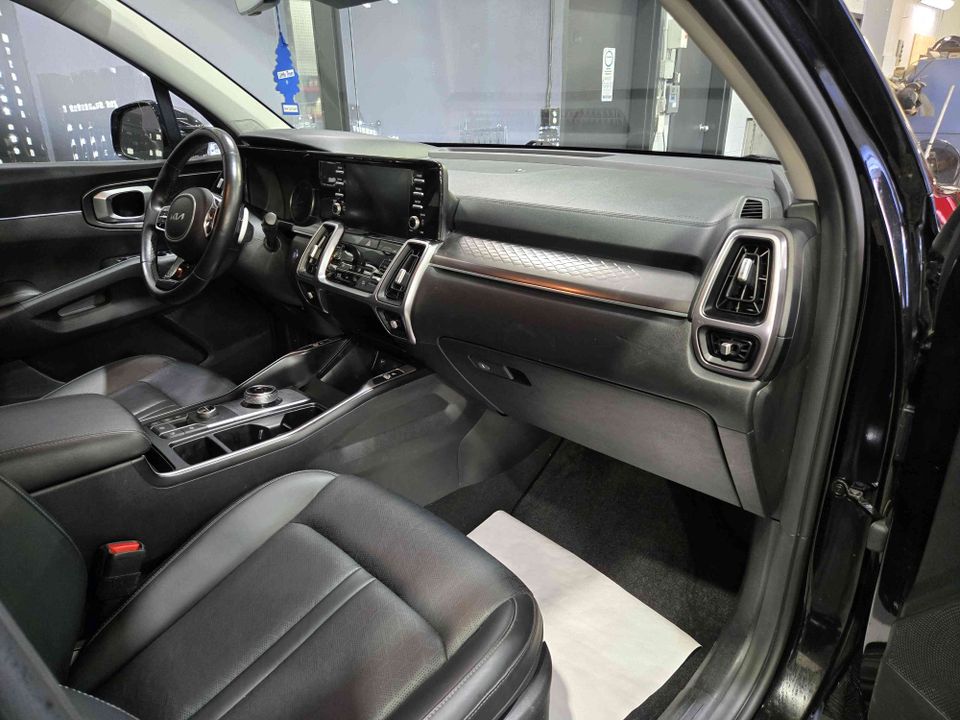 KIA Sorento 2022 - Image 9