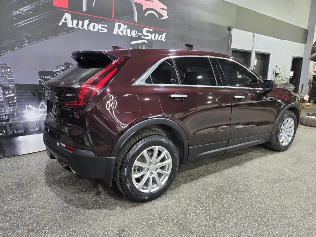 Cadillac XT4 AWD Luxury 2021