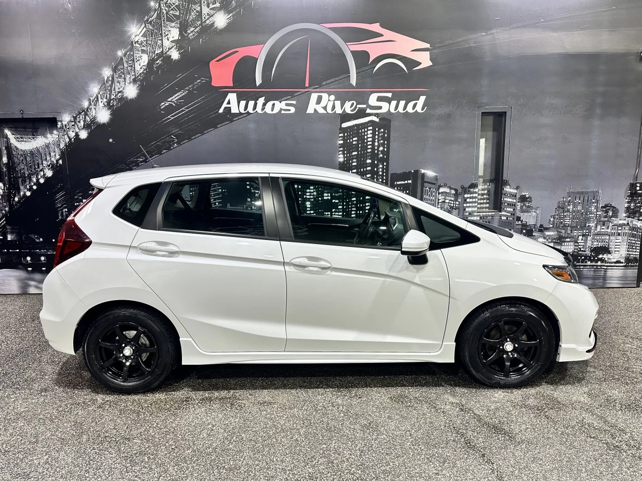 2019 Honda Fit Sport AUTO BAS KILO Image principale