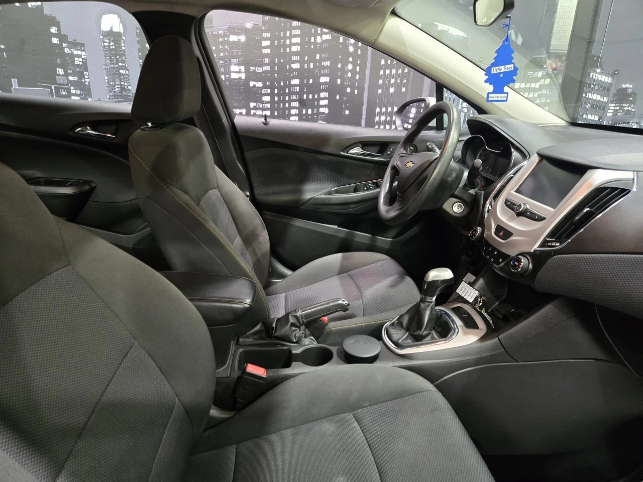 2016 Chevrolet Cruze L BAS KILO Main Image