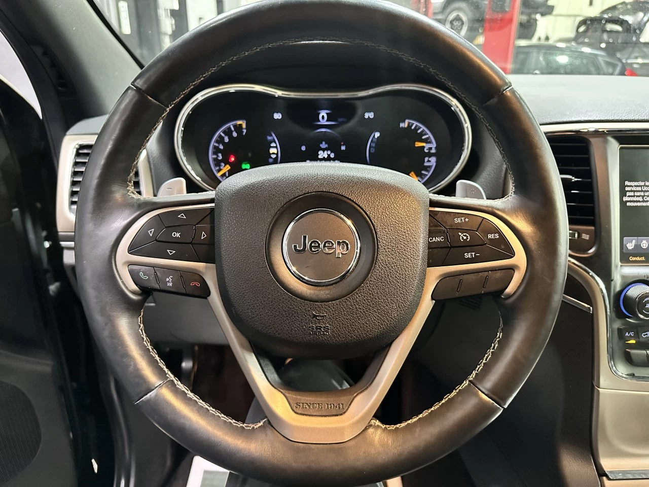 2017 Jeep Grand Cherokee LIMITED 4X4 CUIR VOLANT CHAUFF. Main Image