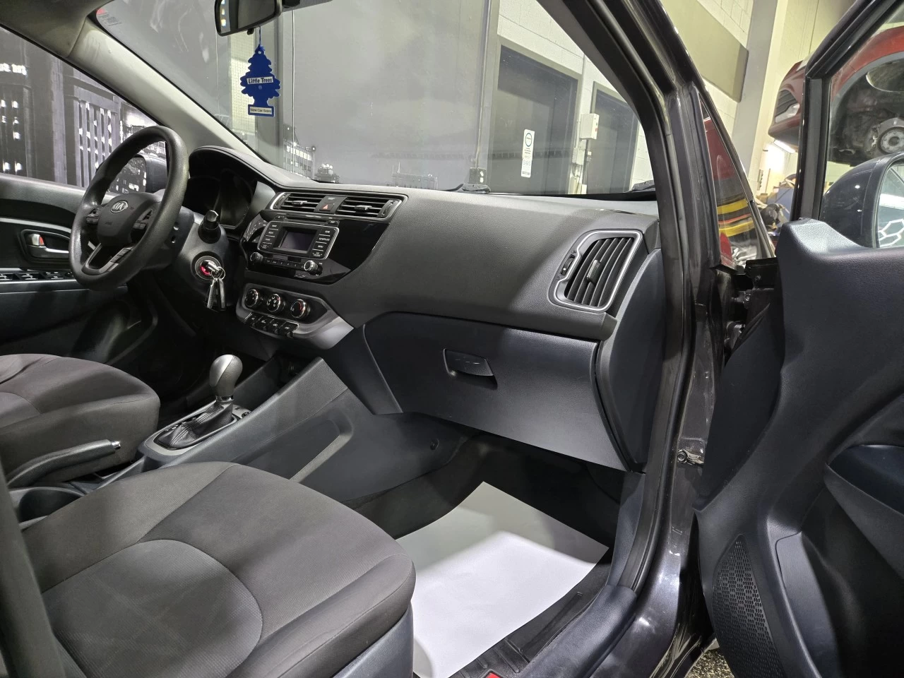 2016 Kia Rio LX AUTOMATIQUE A/C BAS KILO Main Image
