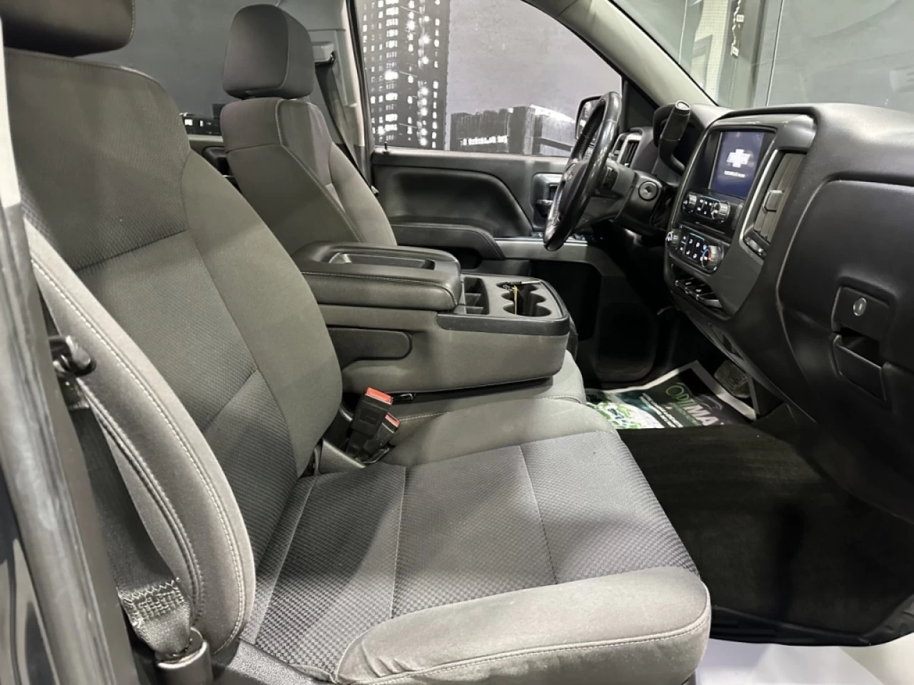 2018 Chevrolet Silverado 1500 LT 4X4 5.3L CREW CAB SEULEMENT 137 500KM Main Image