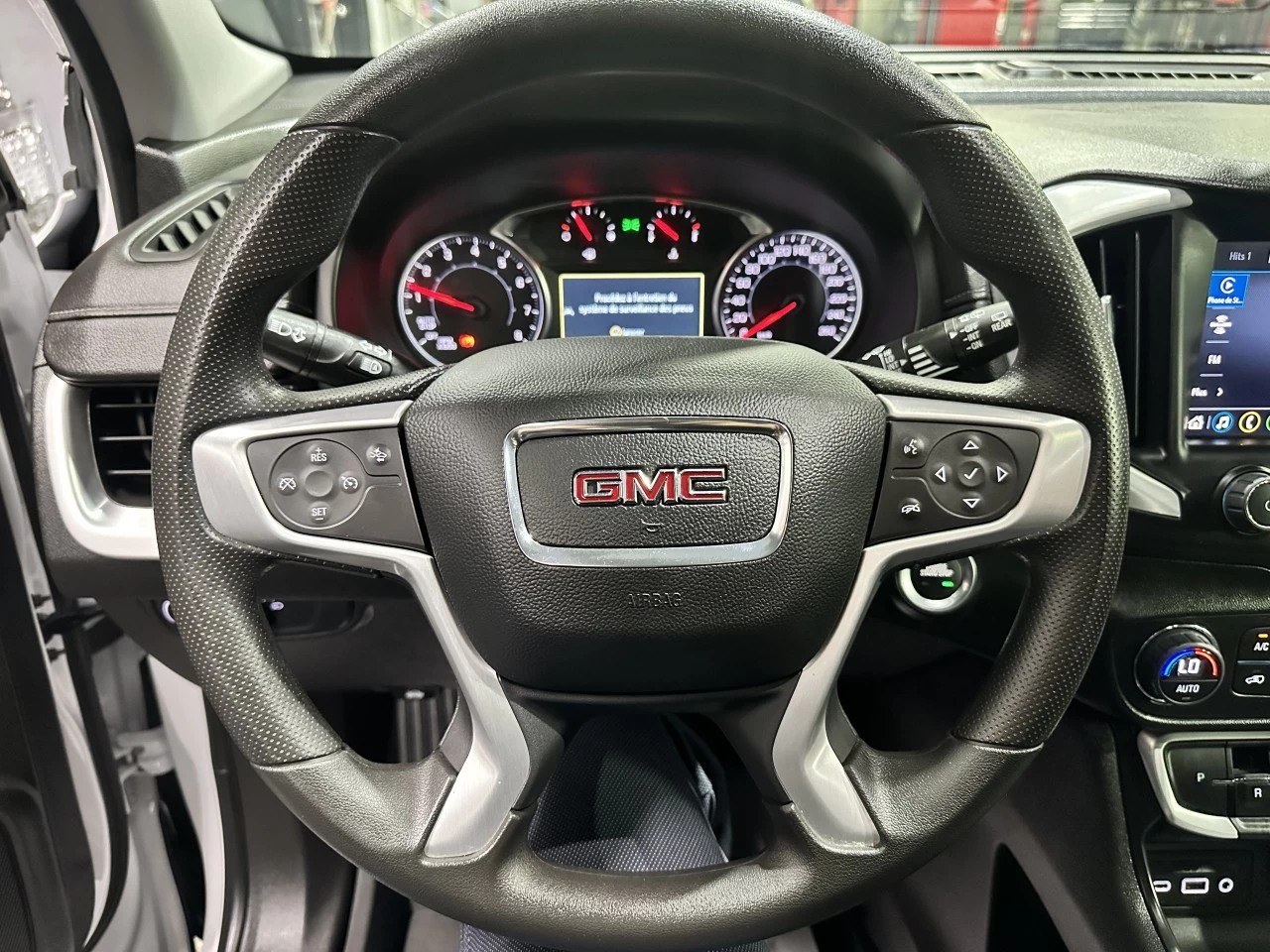 2023 GMC Terrain SLE AWD IMPECCABLE BAS KILO Main Image