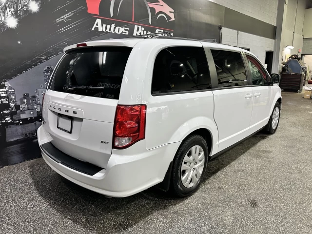 Dodge Grand Caravan SXT STOW N GO CAMERA 2020