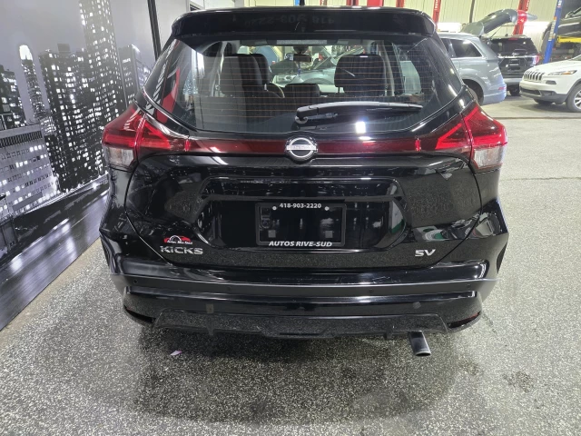 Nissan Kicks SV 2022