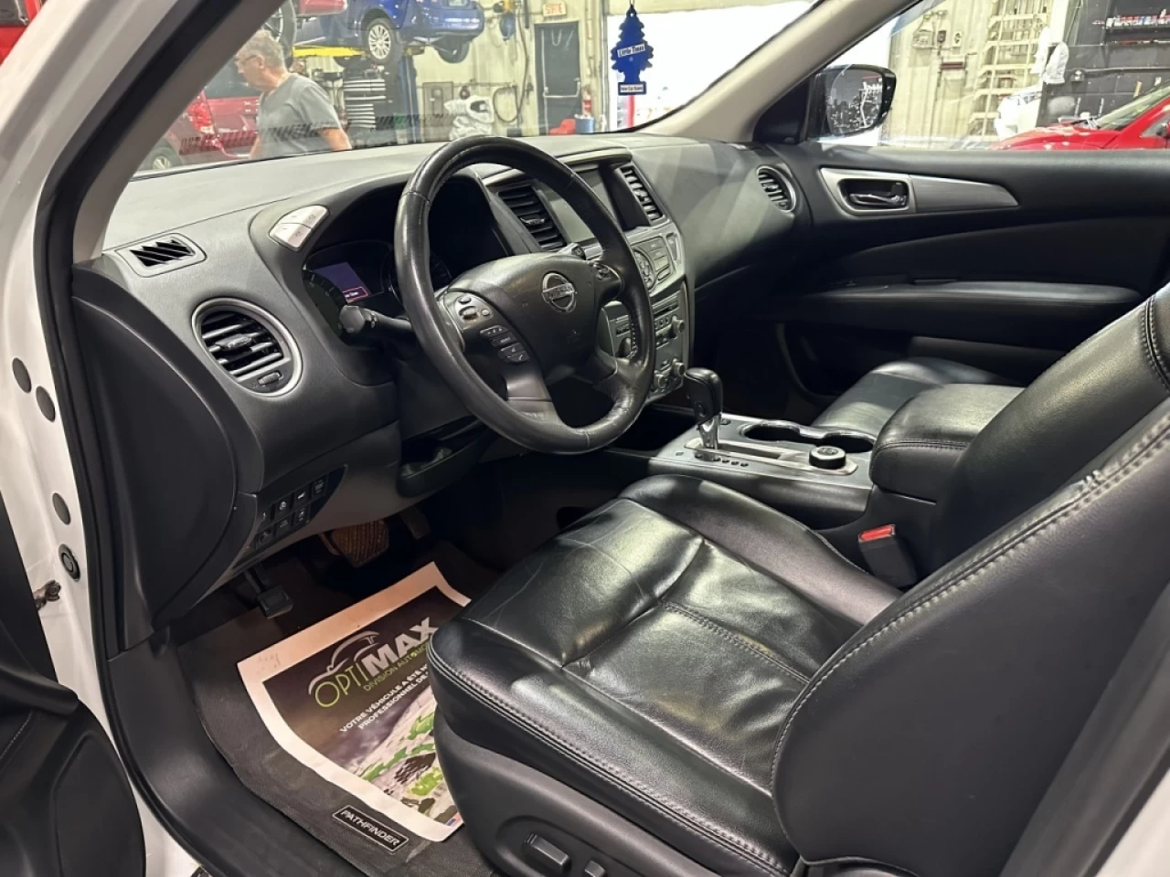 2017 Nissan Pathfinder SL SEULEMENT 131 200KM BANC CHAUFFANT VOLANT CHAUF Main Image