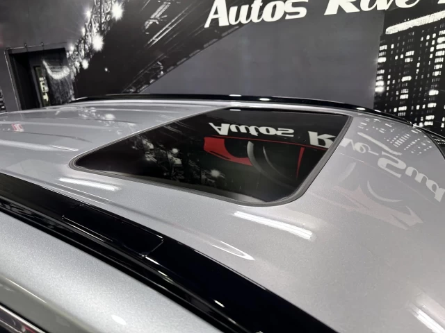Toyota RAV4 XLE AWD TOIT BAS KILO 2022