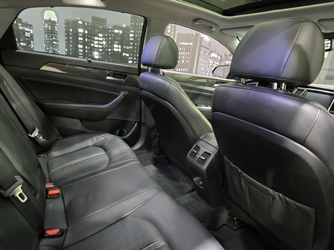 2019 Hyundai Sonata LIMITED CUIR TOIT TRÈS PROPRE Image principale