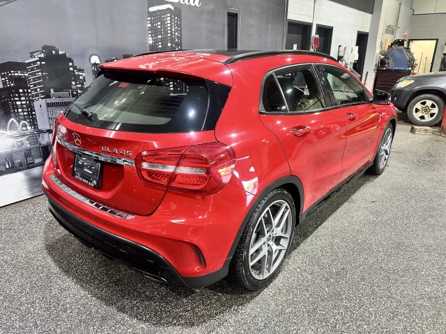 Mercedes-Benz GLA AMG GLA 45 4 MATIC 2017