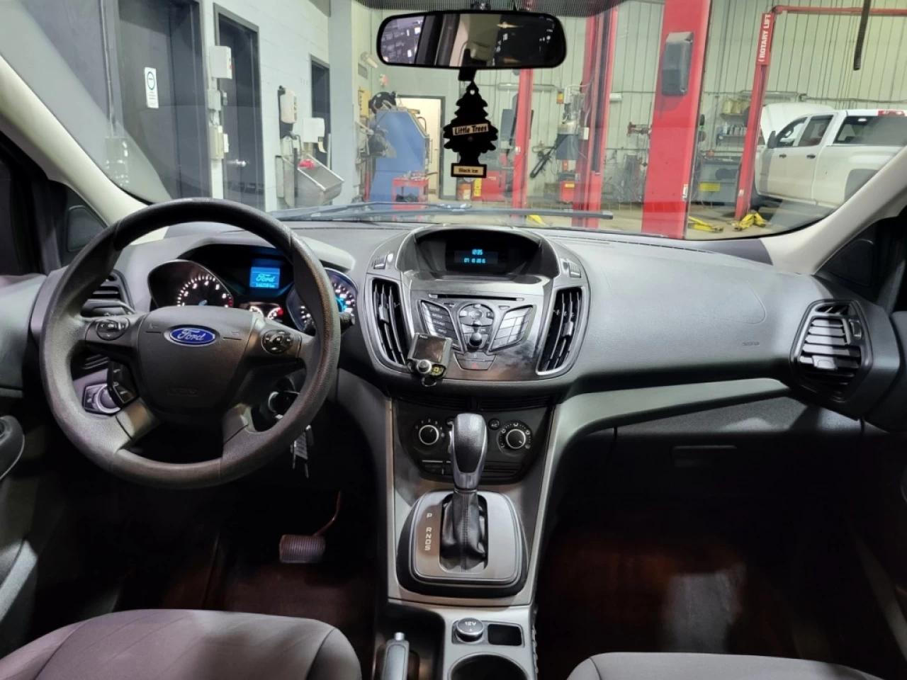 2016 Ford Escape S AWD ECOBOOST TRÈS PROPRE SEULEMENT 146 200KM Main Image