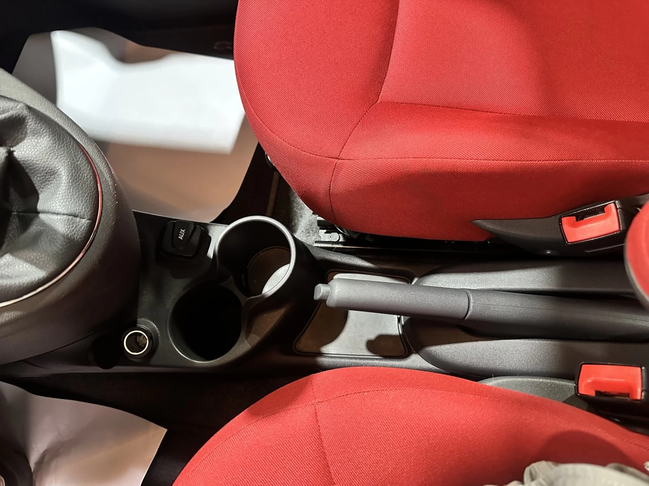 2015 FIAT 500 POP BAS KILO Image principale