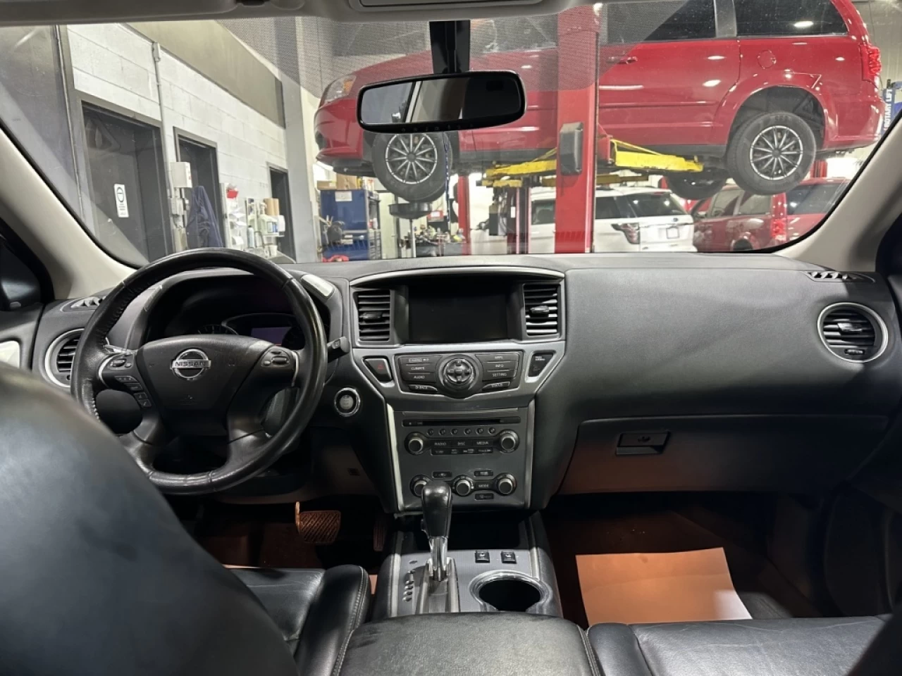 2017 Nissan Pathfinder SL SEULEMENT 131 200KM BANC CHAUFFANT VOLANT CHAUF Main Image