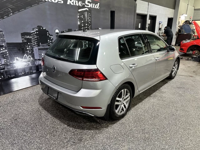 Volkswagen Golf Comfortline AUTOMATIQUE A/C 2019