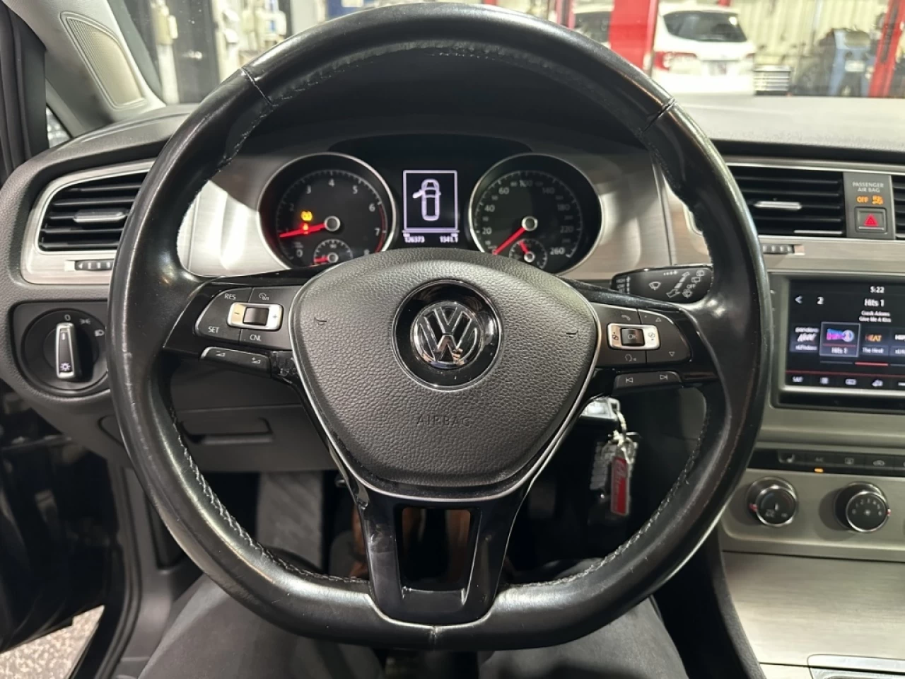 2016 Volkswagen Golf Comfortline TRÈS PROPRE SEULEMENT 126 300KM Main Image