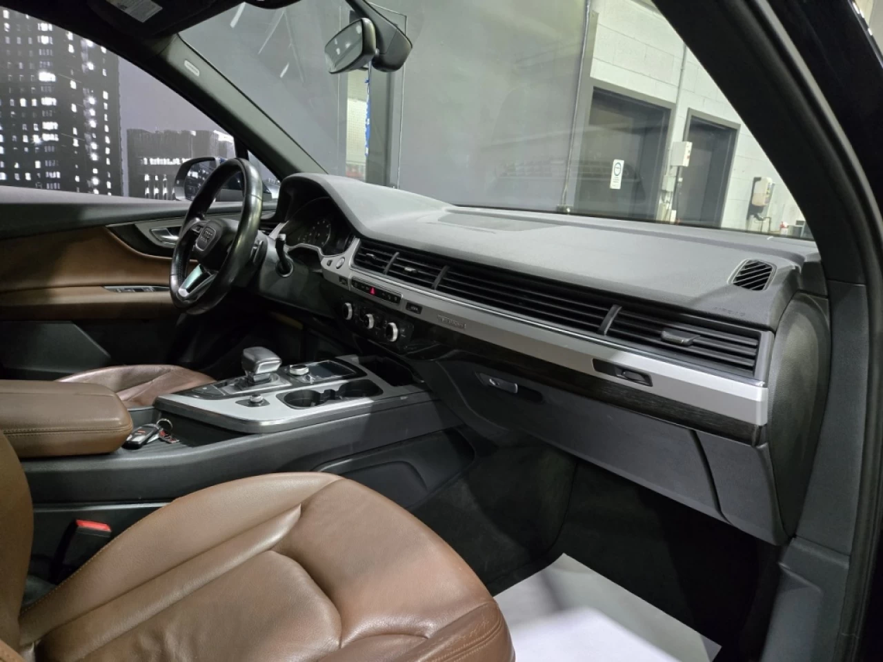 2017 Audi Q7 quattro 4dr 3.0T Komfort Image principale