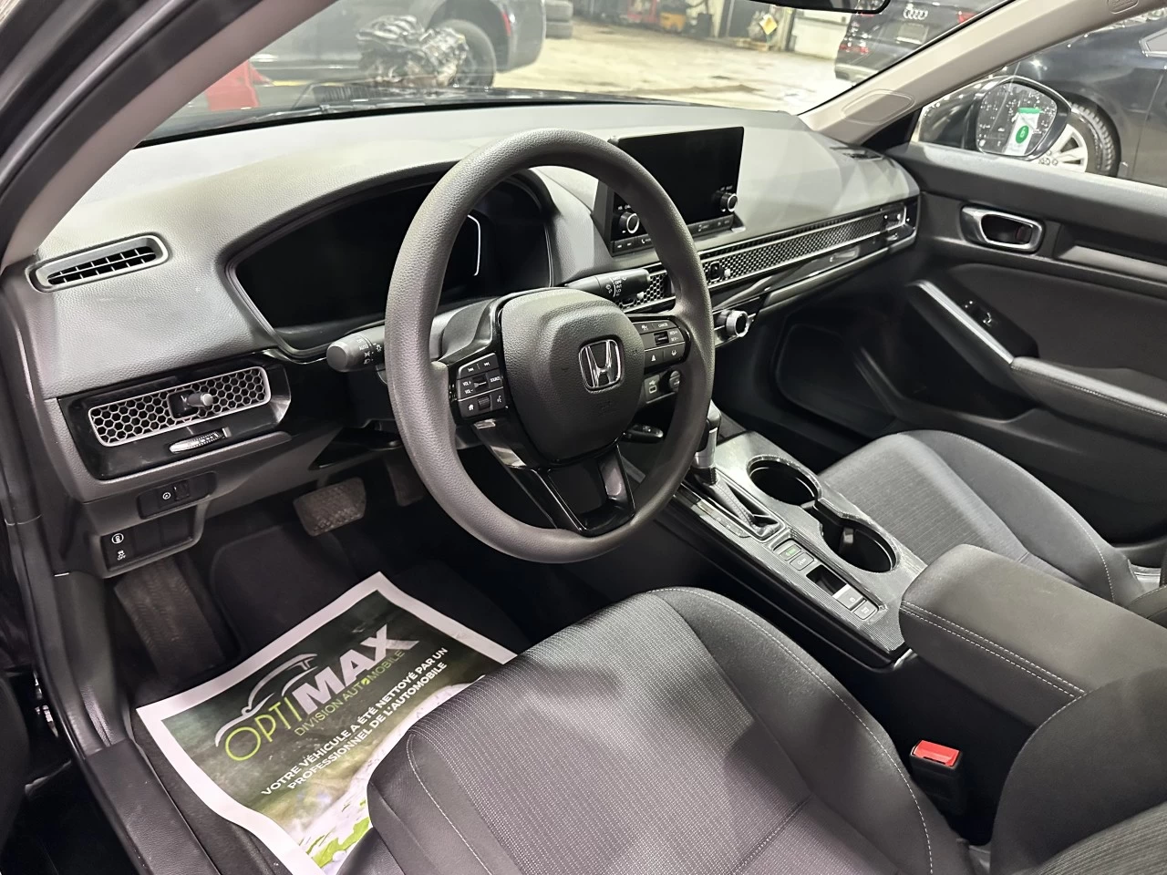 2024 Honda Civic LX-B AUTO BAS KILO 1600KM Main Image
