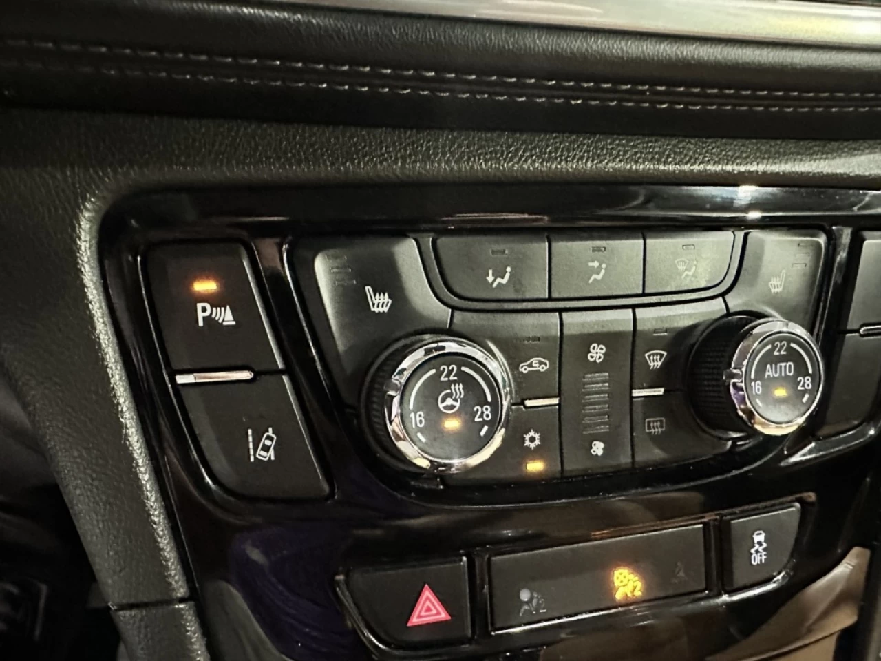 2017 Buick Encore Premium AWD CUIR CAMERA Main Image