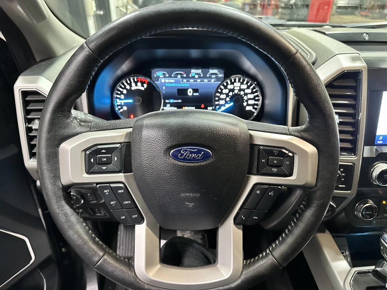 2019 Ford F-150 LARIAT 4X4 CREW FULL CUIR NAV Main Image