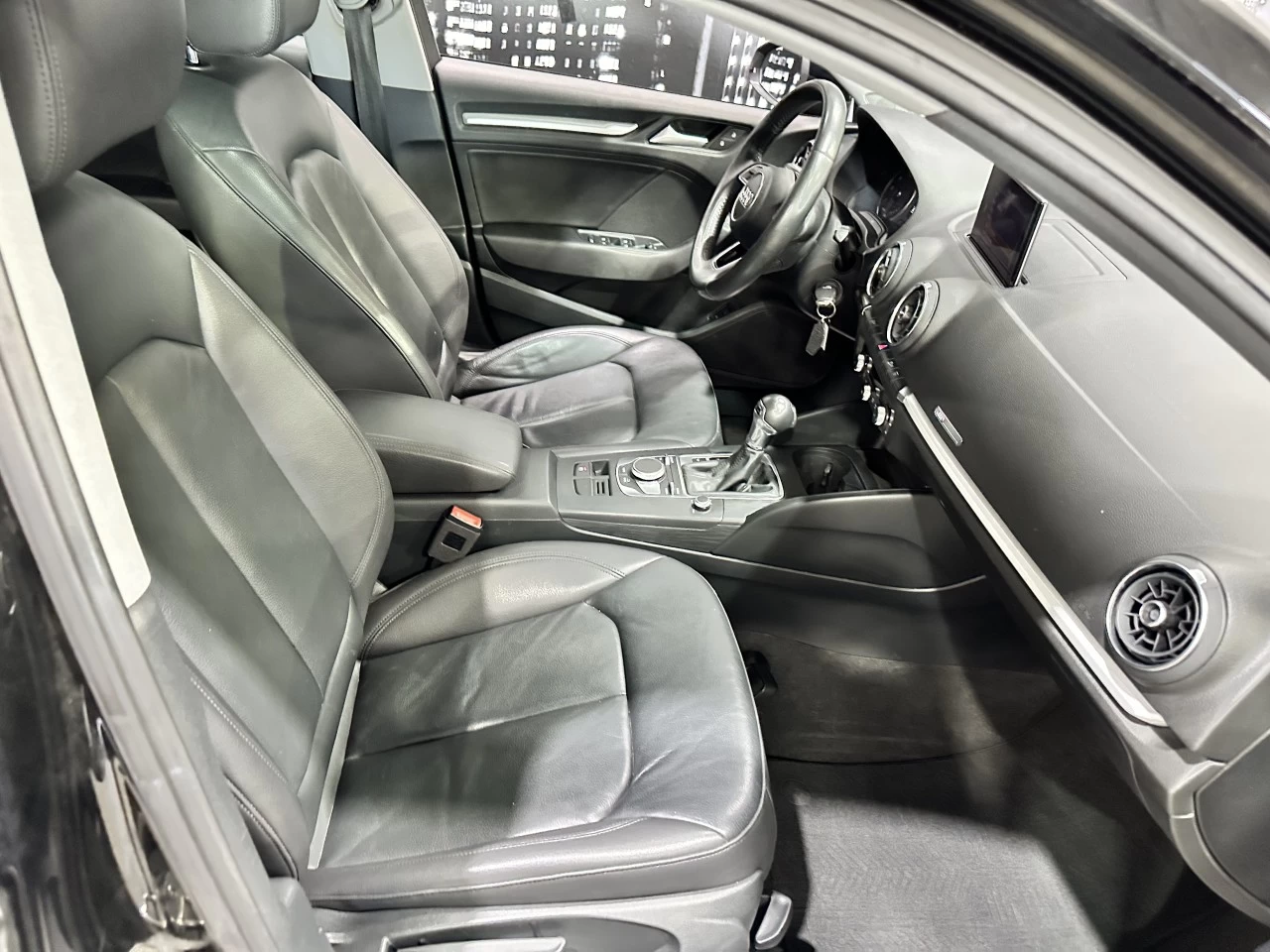 2018 Audi A3 berline Komfort *TOIT* Image principale