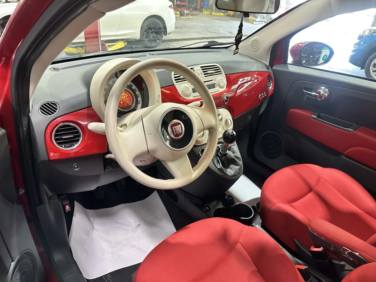 2015 FIAT 500 POP BAS KILO Image principale