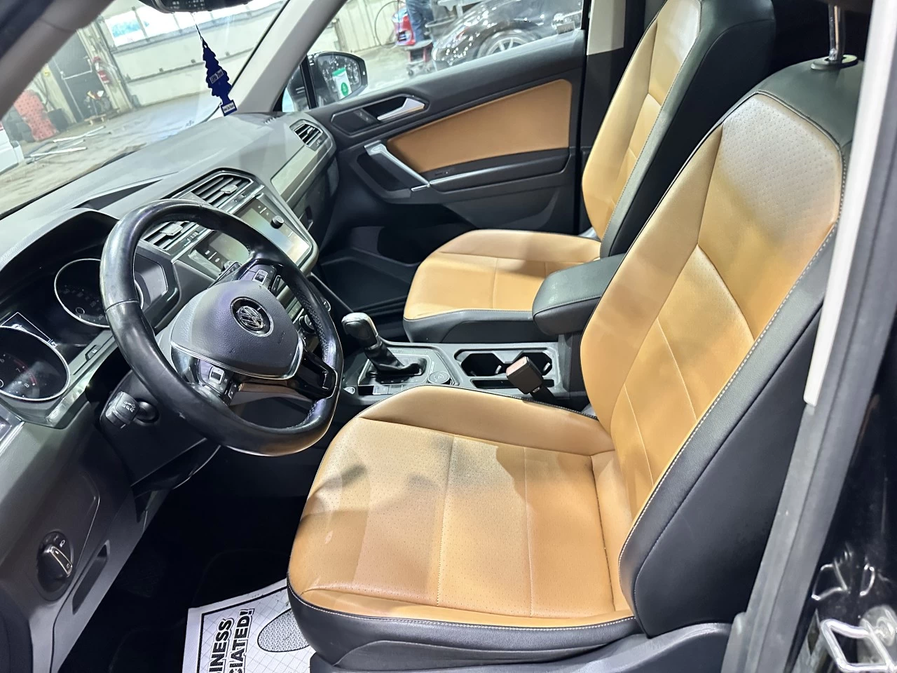 2018 Volkswagen Tiguan Comfortline AWD TOIT CUIR Image principale