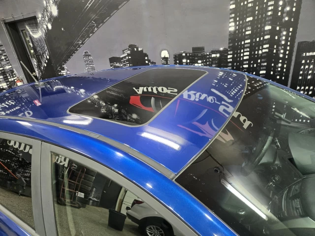 Hyundai Accent GLS TOIT TRÈS PROPRE BAS KILO 2017