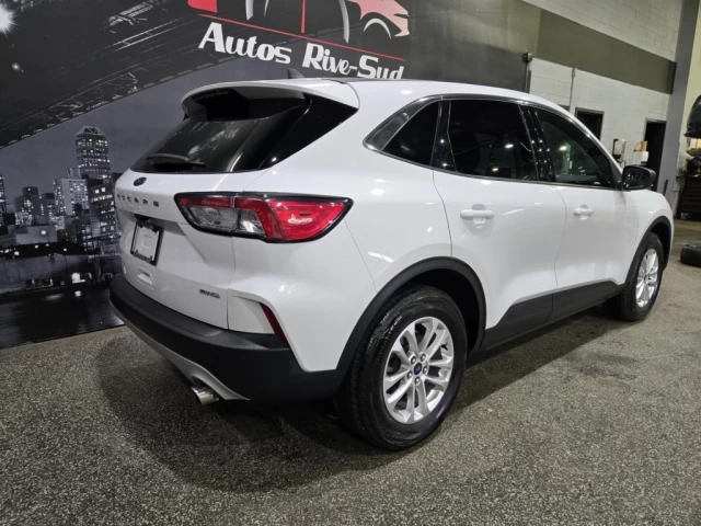 Ford Escape SE AWD 2022