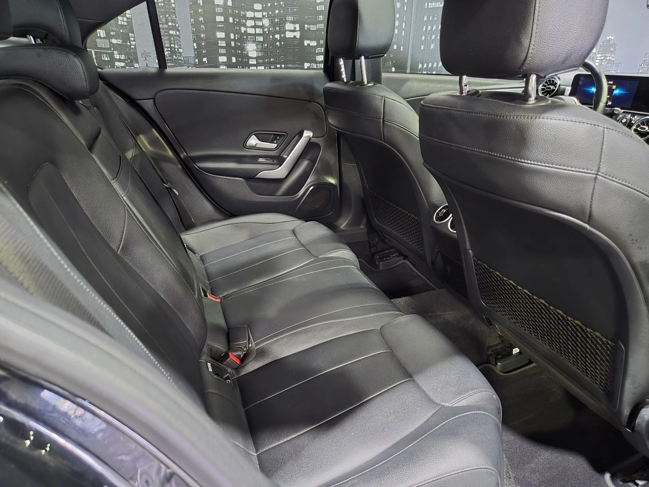 2021 Mercedes-Benz Classe A 220 4MATIC Main Image