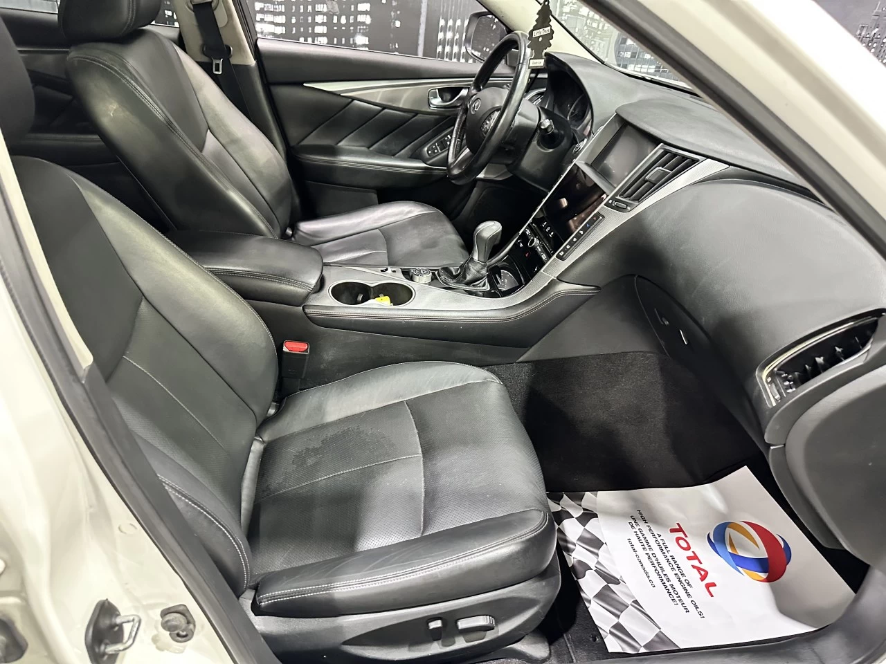 2017 INFINITI Q50 PREMIUM AWD 3.0t Image principale