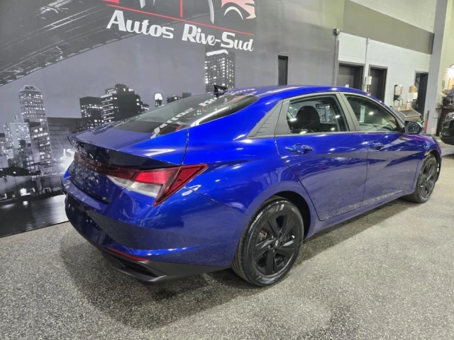 Hyundai Elantra Preferred IVT w-Sun & Tech Package 2021