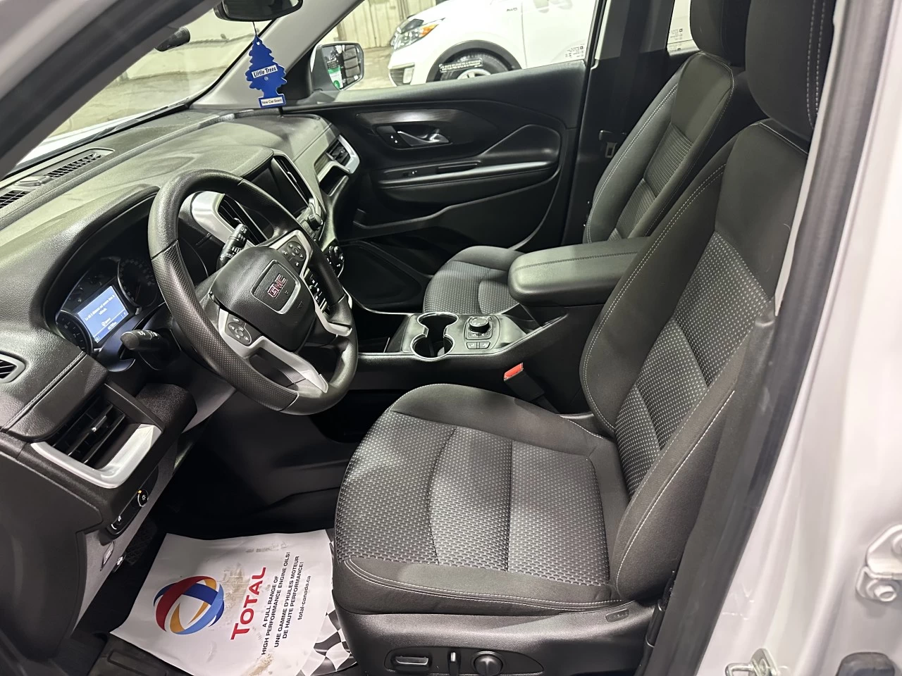 2023 GMC Terrain SLE AWD IMPECCABLE BAS KILO Main Image