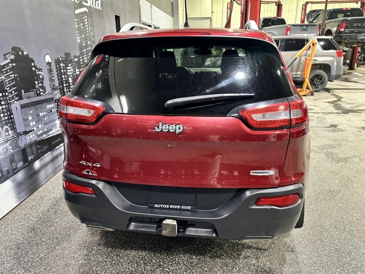 2016 Jeep Cherokee North V6 4X4 BAS KILO Image principale