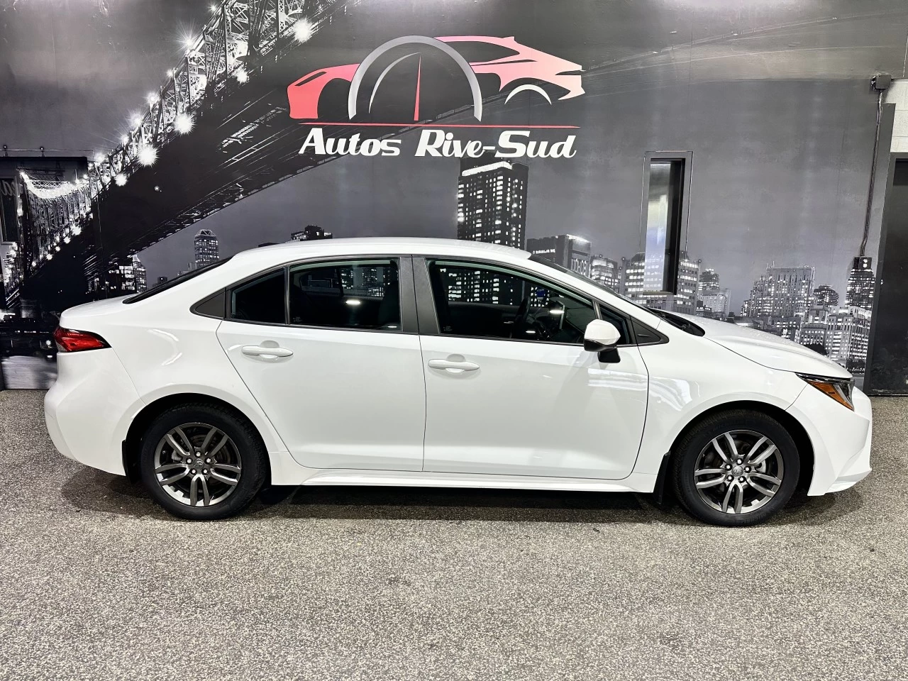 2020 Toyota Corolla LE AUTOMATIQUE A/C Image principale
