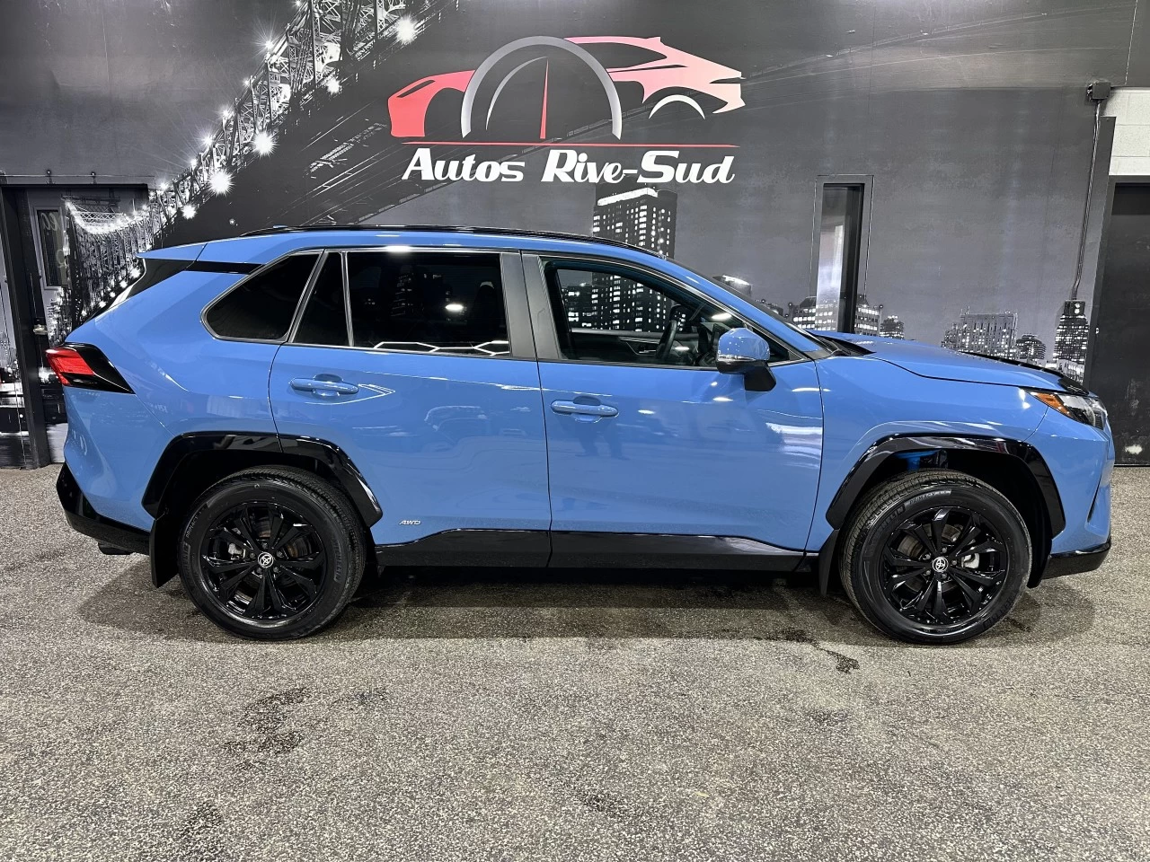 2022 Toyota RAV4 Hybrid SE TOIT BAS KILO WOW Main Image