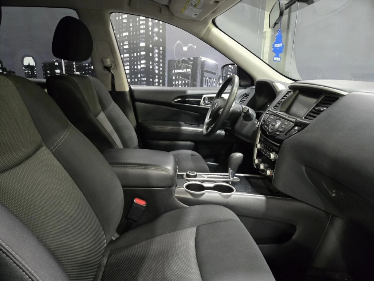 2020 Nissan Pathfinder 4x4 S Main Image