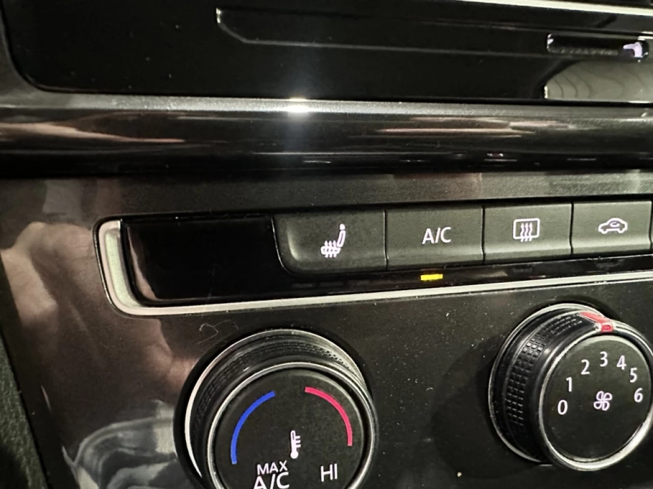 2018 Volkswagen Golf Trendline BANC CHAUFF. A/C MAGS Main Image