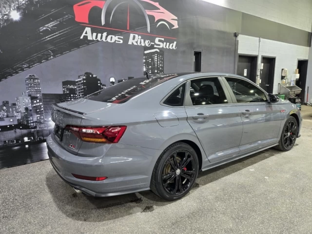 Volkswagen Jetta GLI DSG 2021