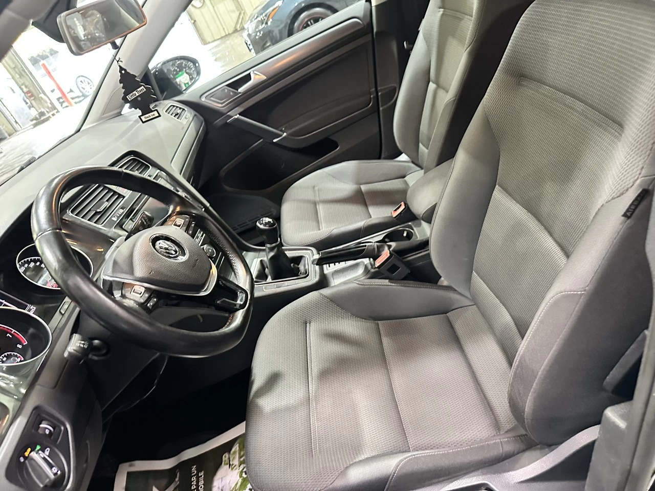 2018 Volkswagen Golf SportWagen Trendline S Image principale