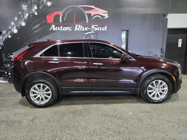 Cadillac XT4 AWD Luxury 2021