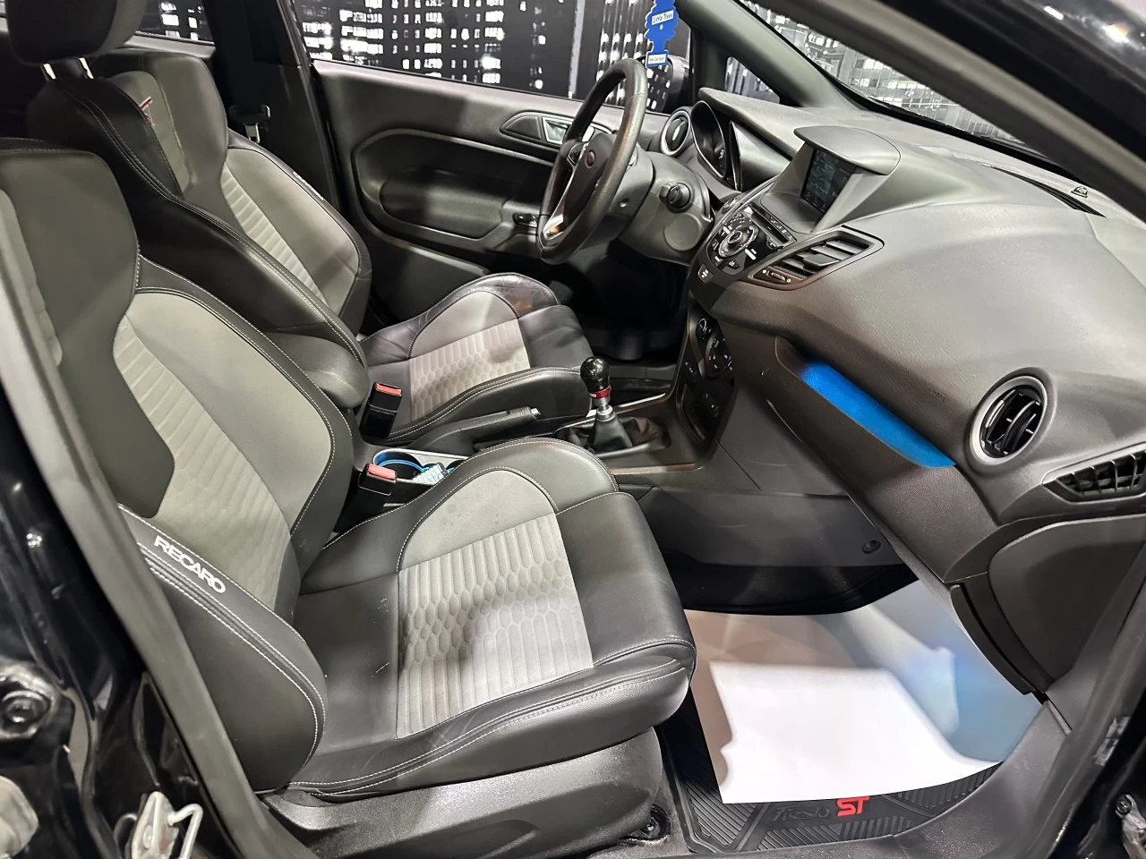 2016 Ford Fiesta ST TURBO SEULEMENT 107 800KM Main Image