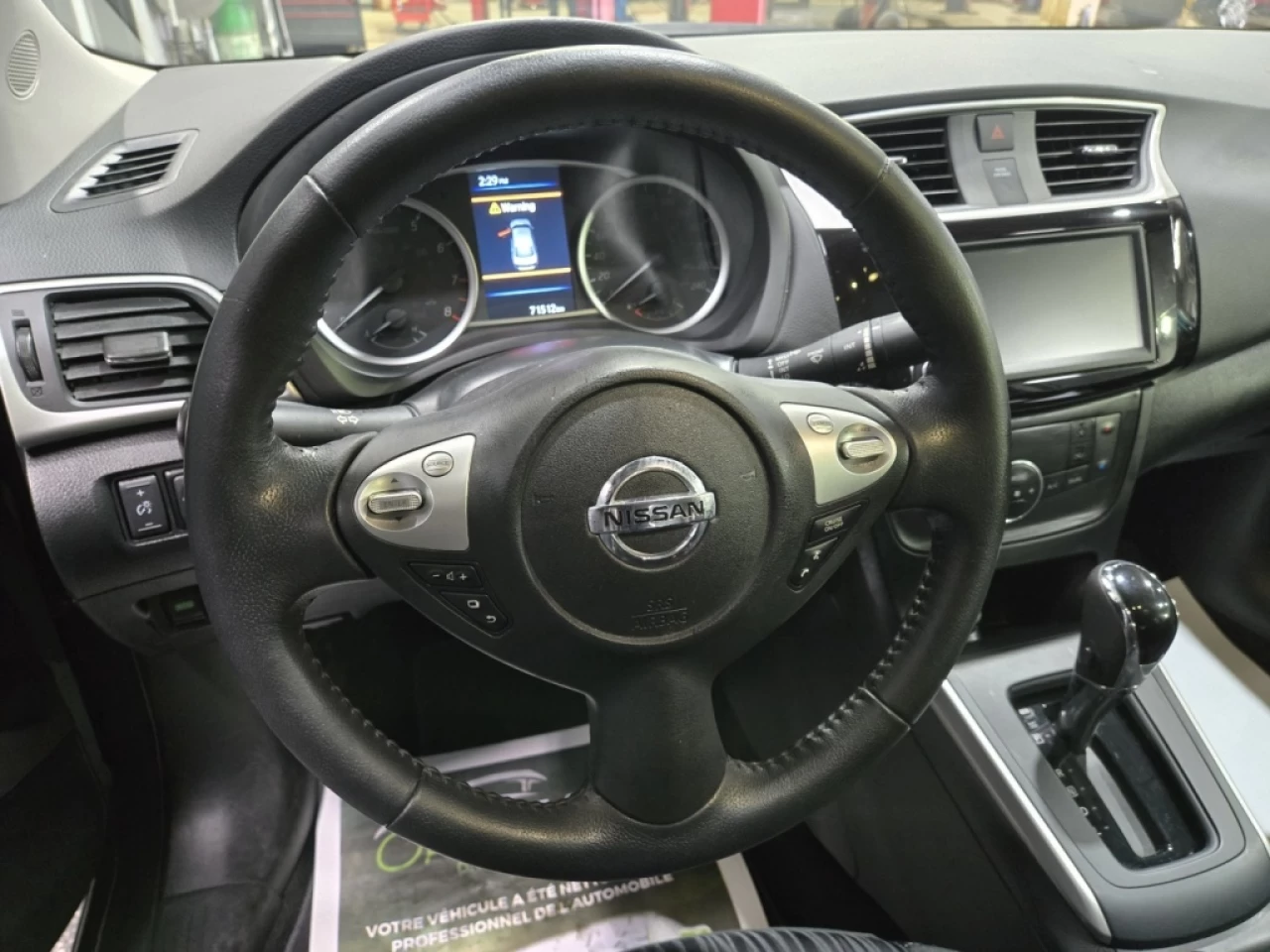 2019 Nissan Sentra SV AUTOMATIQUE *TOIT* Image principale