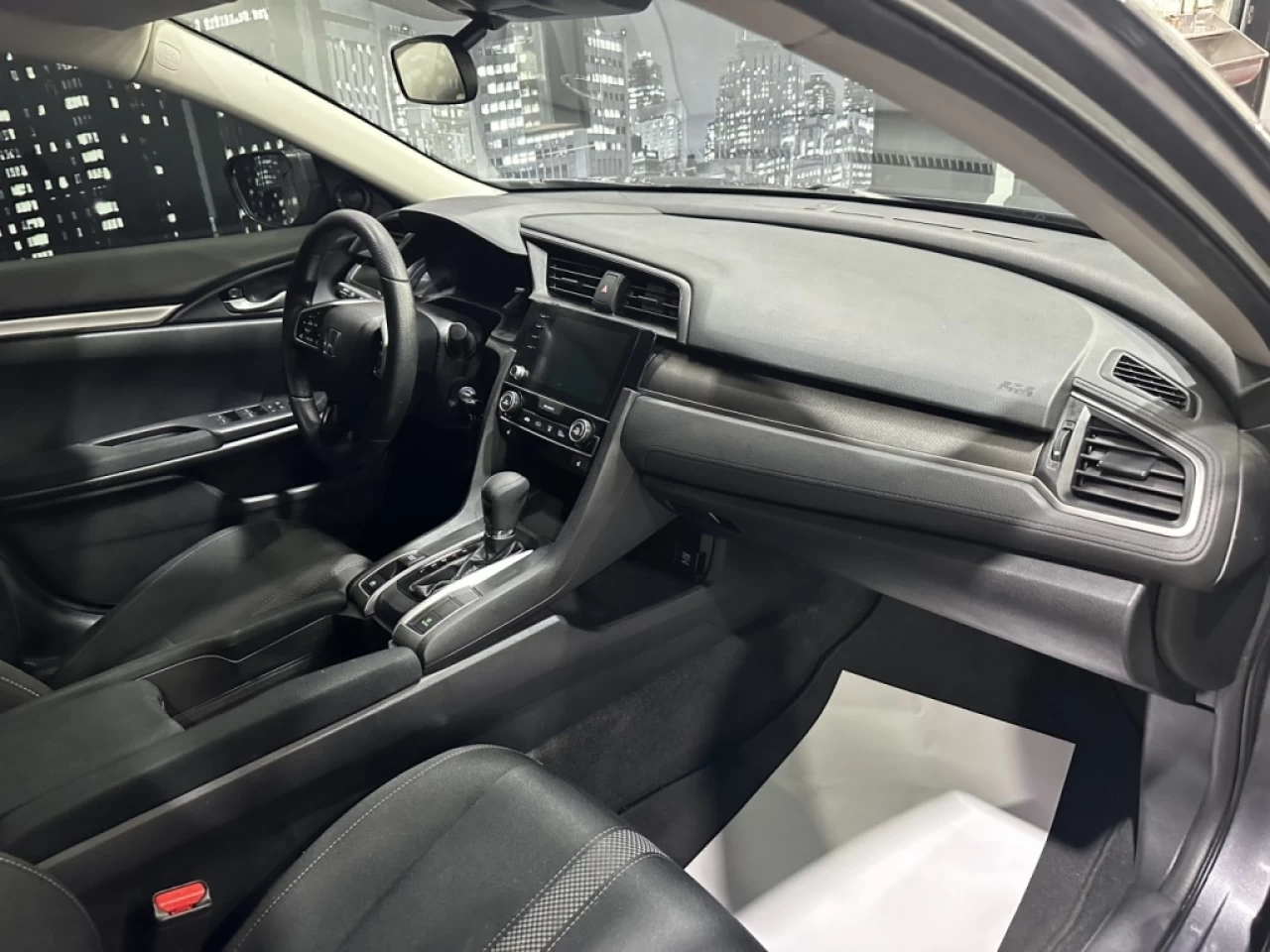 2019 Honda Civic Sedan LX AUTOMATIQUE JAMAIS ACCIDENTÉ AVEC 116 400KM Main Image