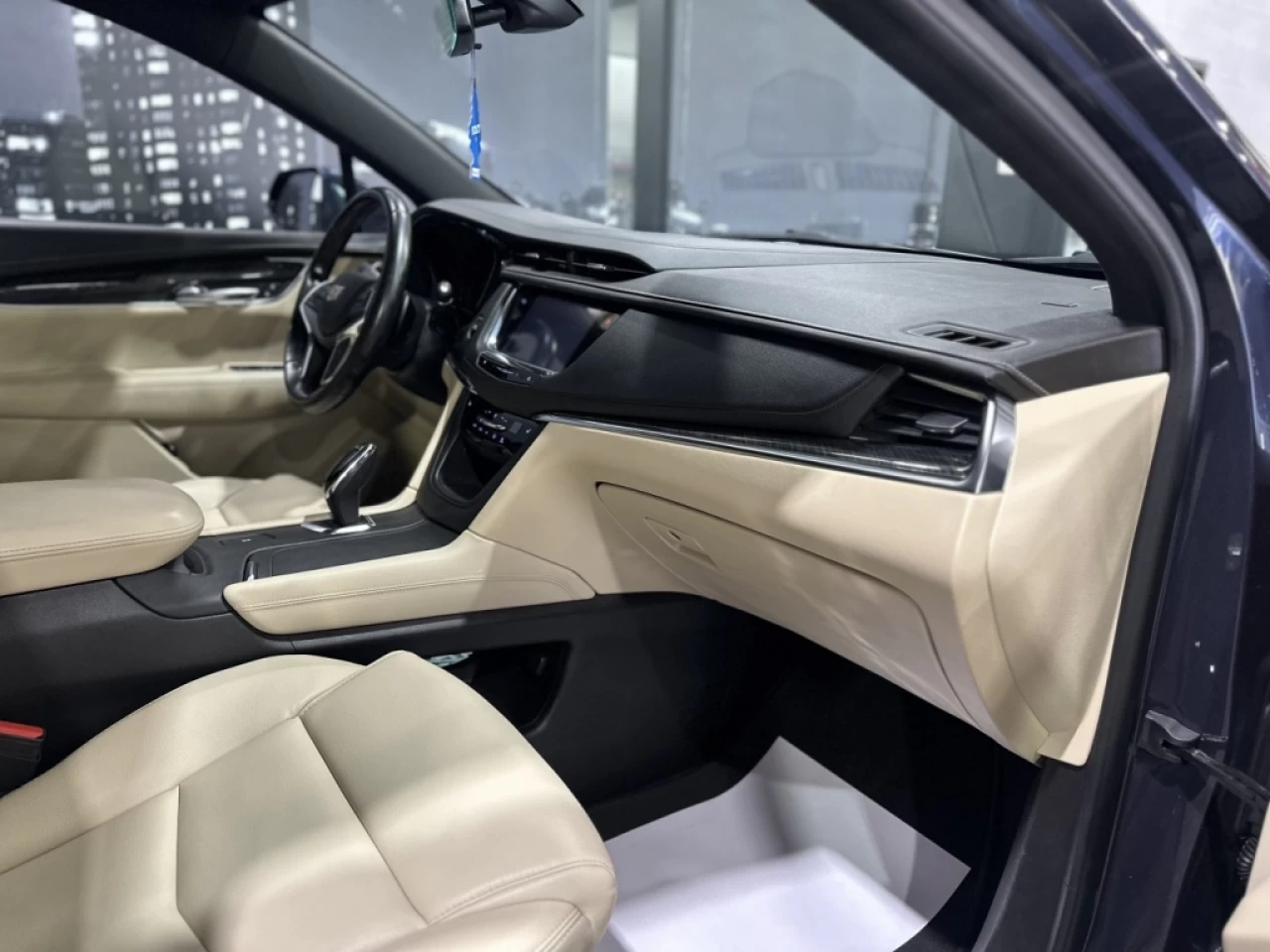 2019 Cadillac XT5 LUXURY FULL ÉQUIPÉ CUIR TRÈS PROPRE 140 600KM Image principale